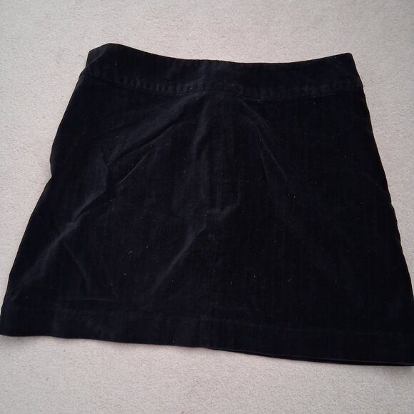 DKNY black suede mini skirt - Picture 2 of 3